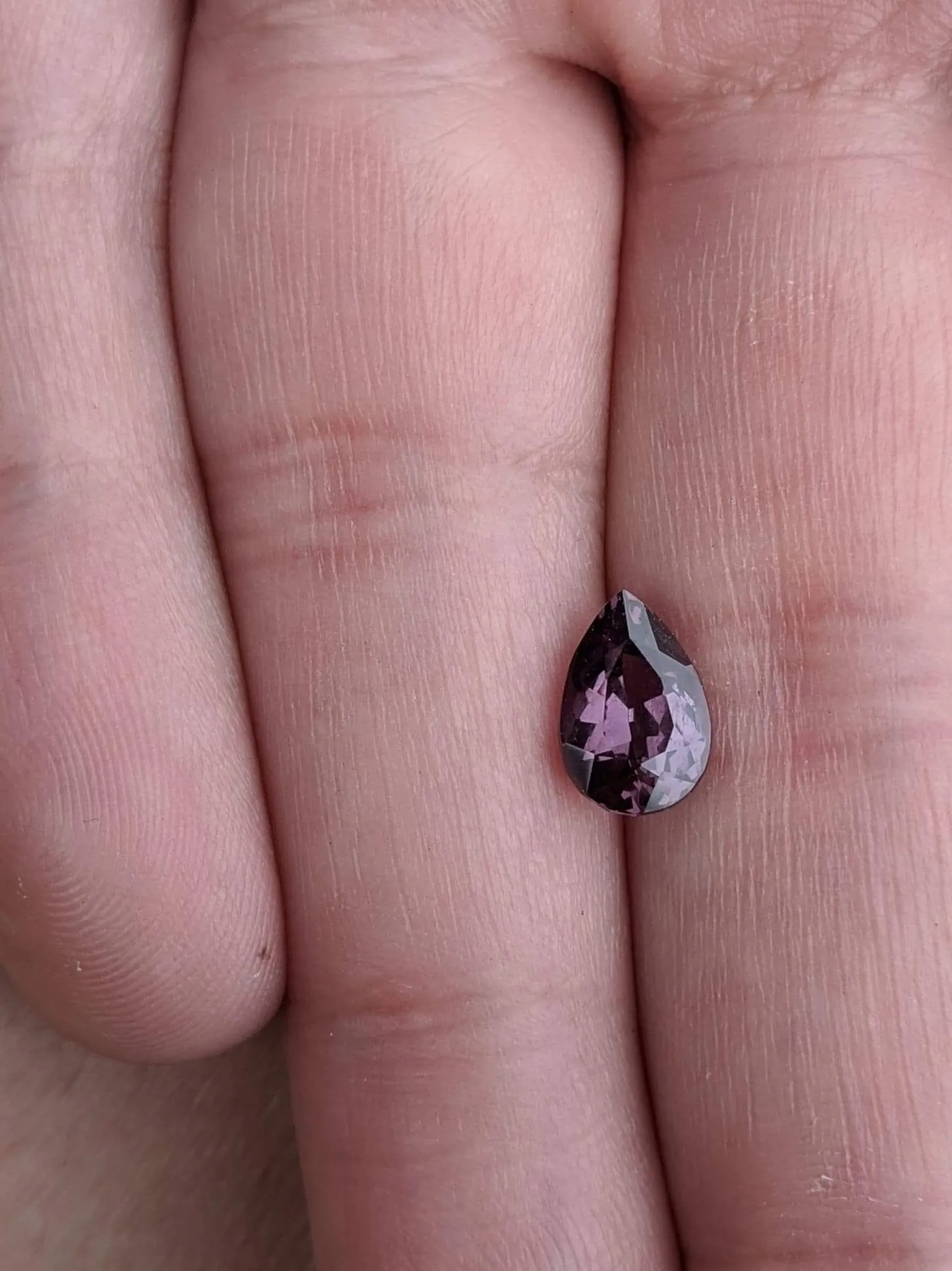 2.21ct COLOR SHIFT BLUE GARNET TO PURPLE