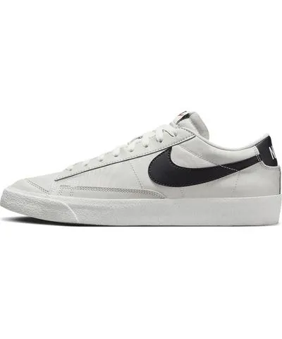 Nike Blazer Low 77 SE 'Light Bone'