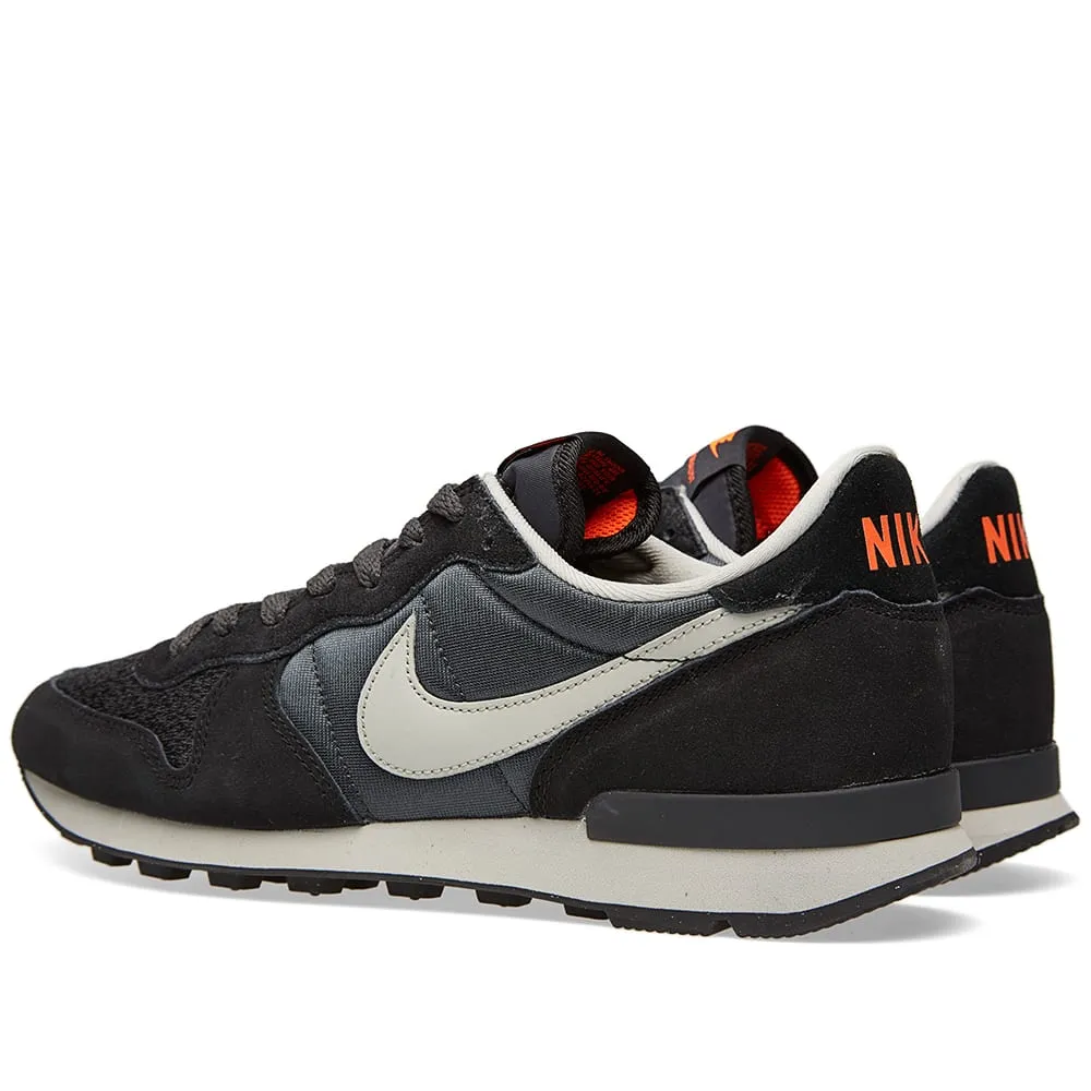 Nike InternationalistAnthracite, Granite & Black