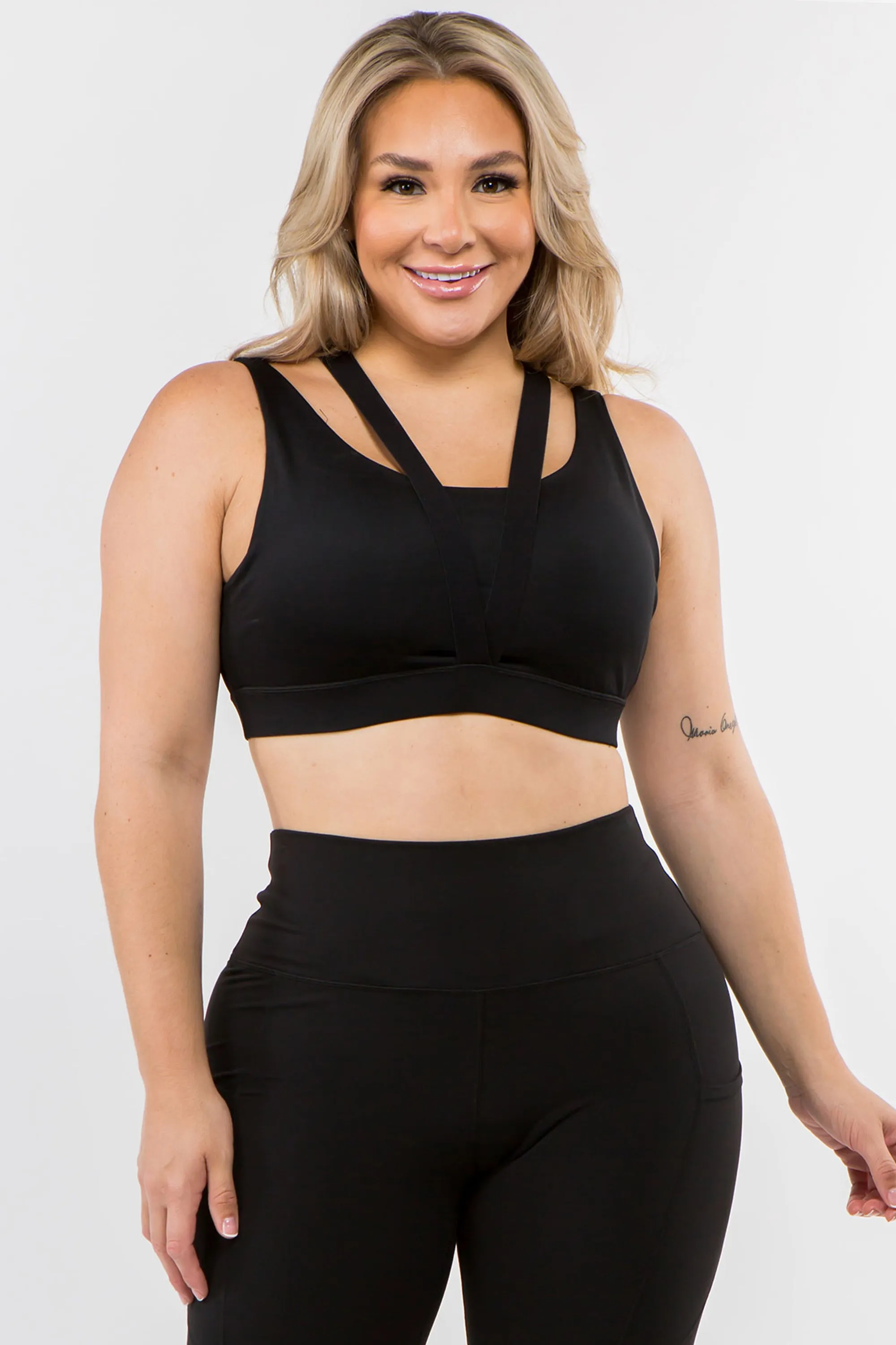 Plus Size Strappy X Back Active Sports Bra