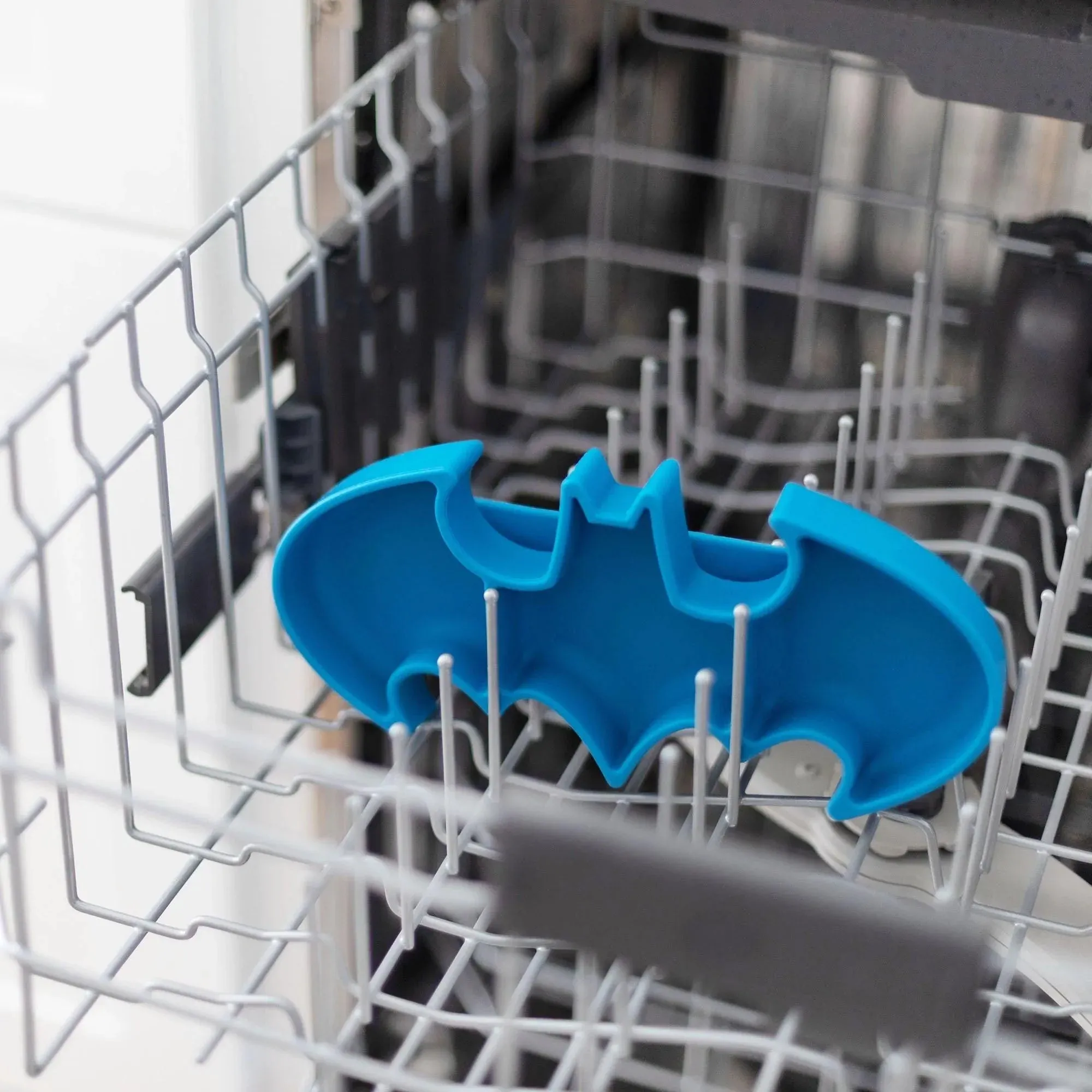 Silicone Grip Dish: Batman Blue