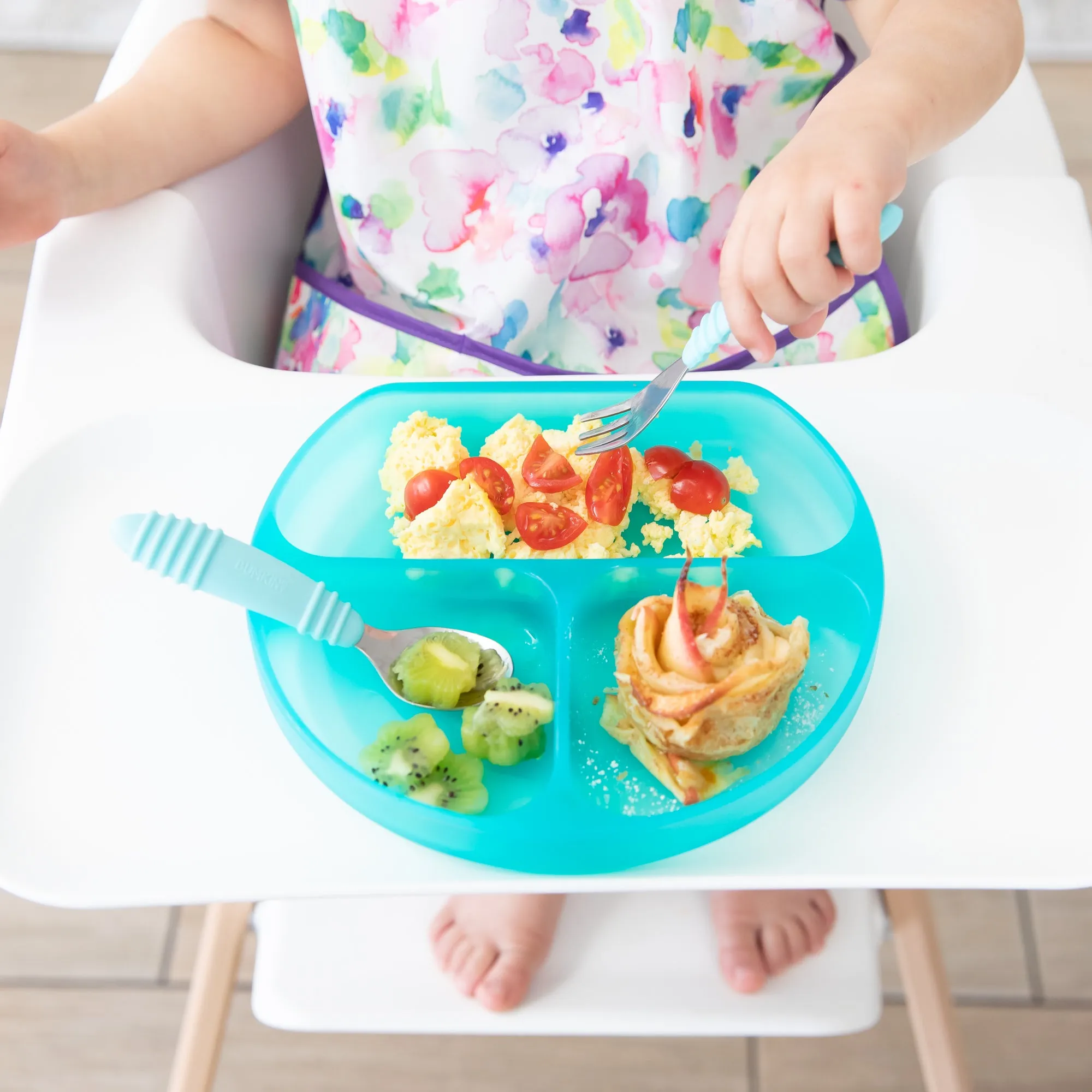 Silicone Grip Dish: Blue Jelly