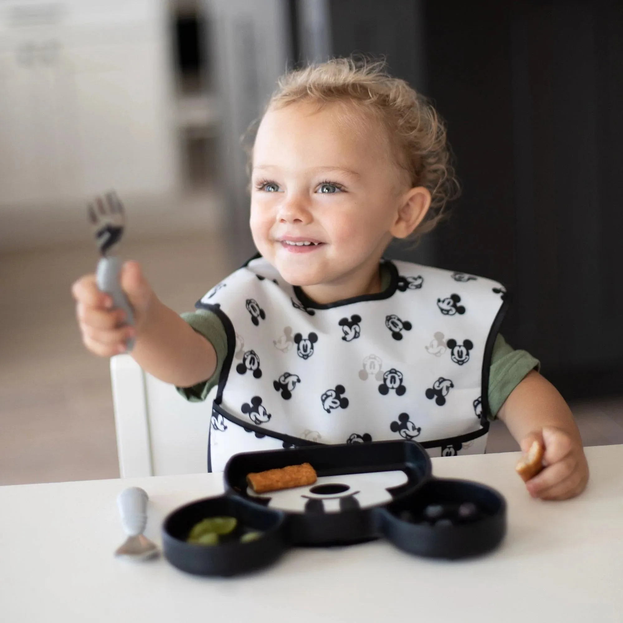 Silicone Grip Dish: Mickey Mouse