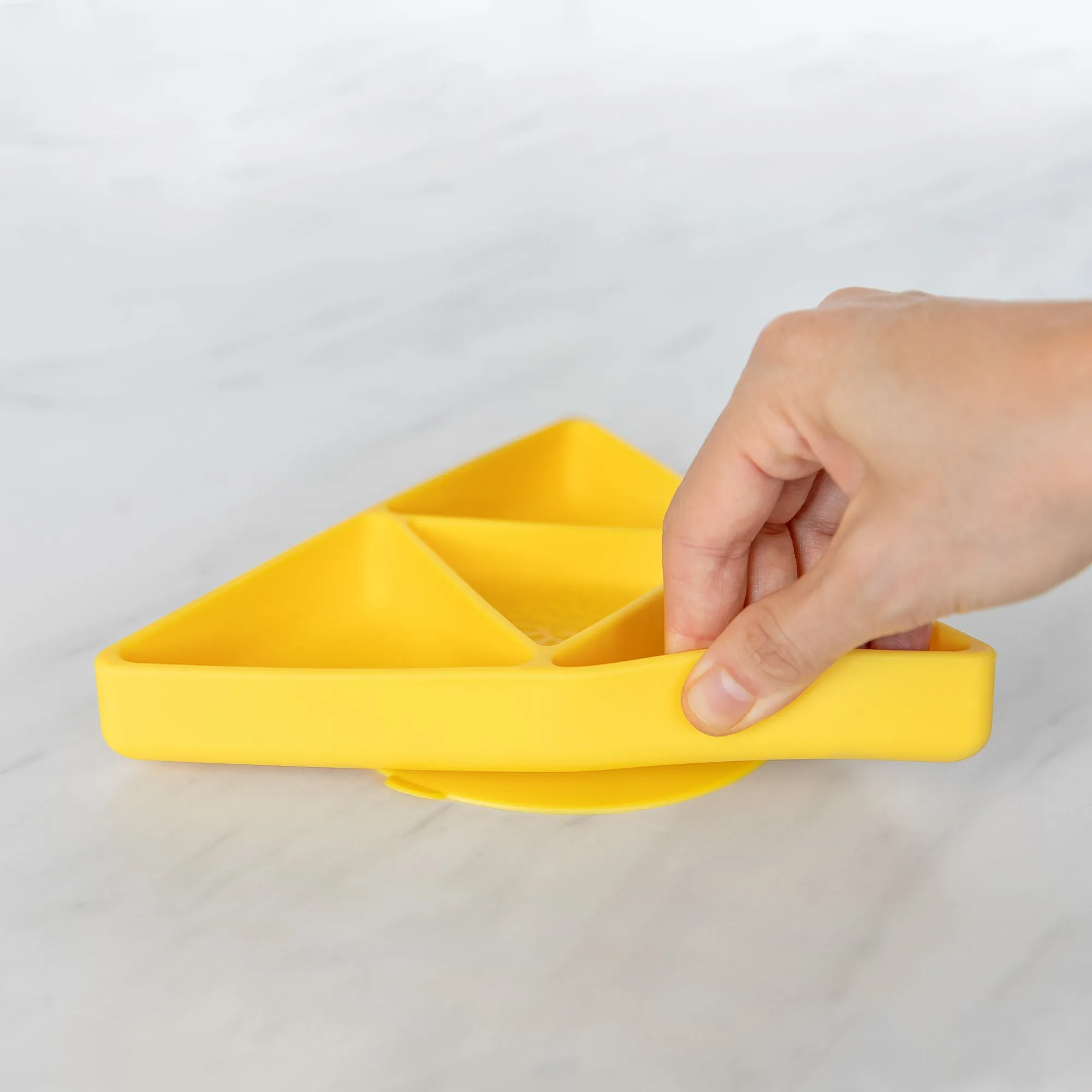 Silicone Grip Dish: Zelda Triforce